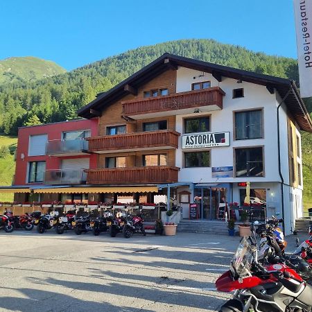 Hotel Astoria Ulrichen Εξωτερικό φωτογραφία